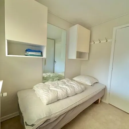 Stort Sommerhus Ved Stillinge Strand